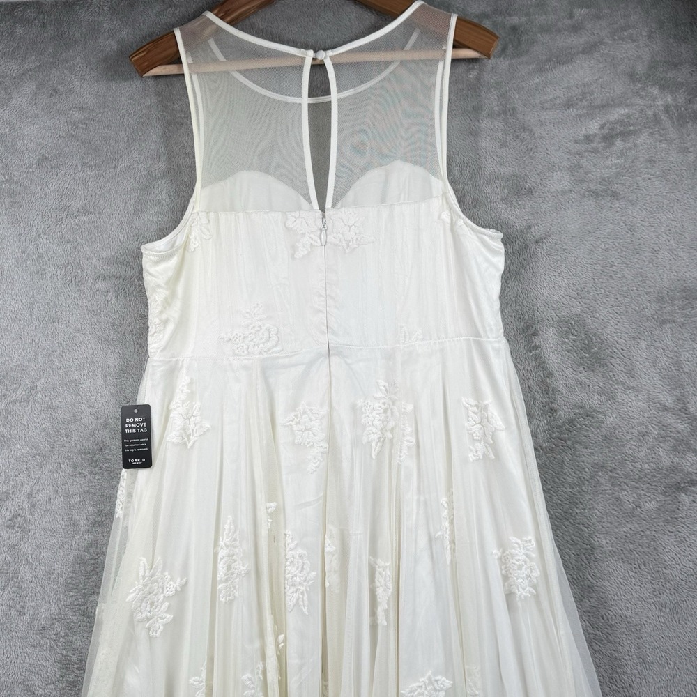 Torrid Midi Dress Womens 16 Ivory Wedding Hi-Lo Hem Sweatheart Neckline NWT - Picture 8 of 14